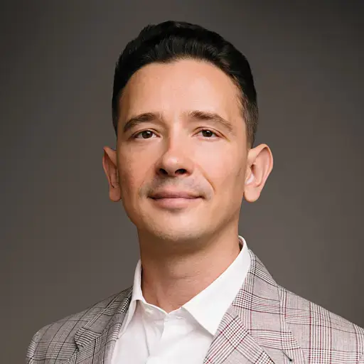 Дмитрий Сурков